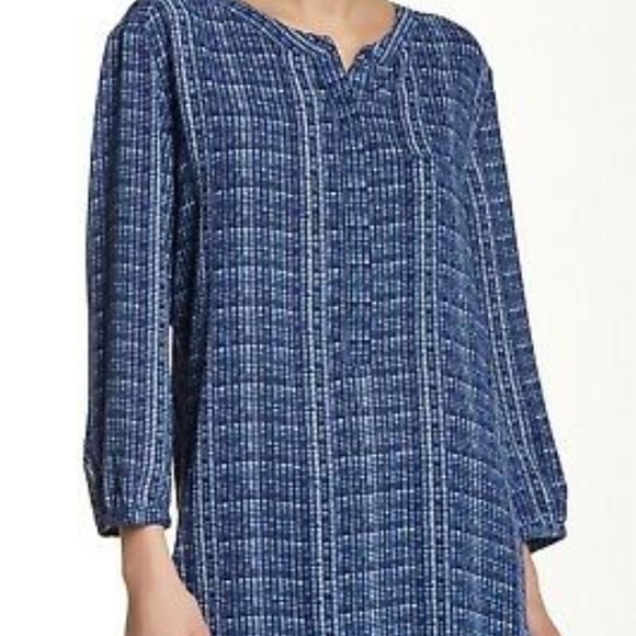 NYDJ plus size Pin tuck back blouse - Picture 1 of 8